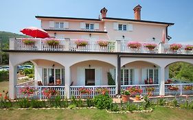 Villa Lidija